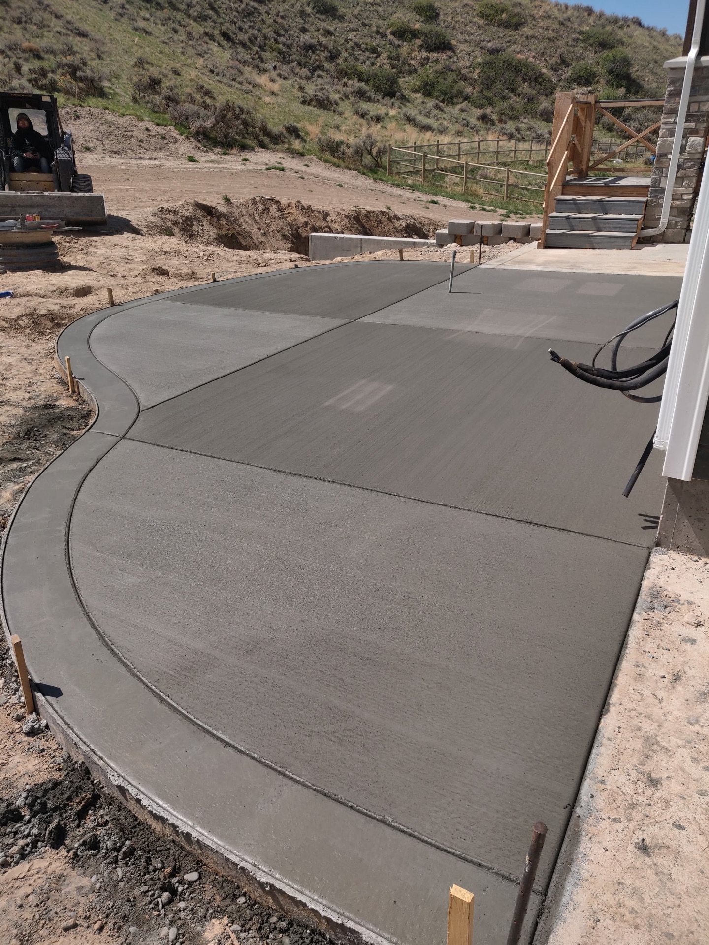 How to Choose a Concrete Contractor in Idaho (Without Getting Burned)